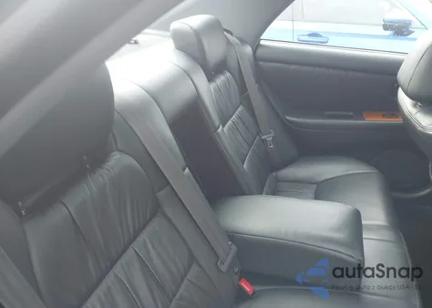 2000 Lexus Es 300 from USA, damaged, VIN JT8BF28GXY5096351